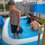 プール遊び